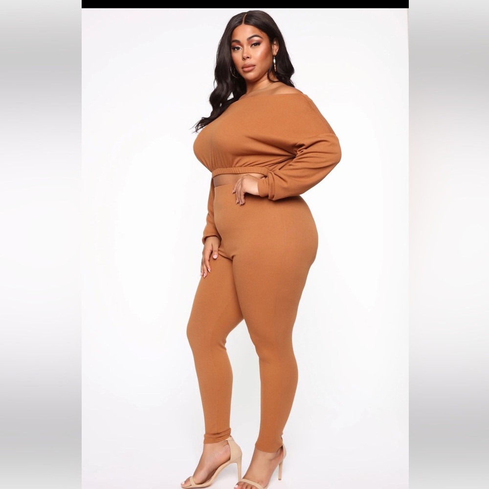 Sweater Pant Set - Picture 2 of 6